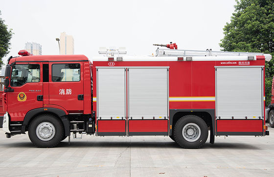 Sinotruk HOWO 6T CAFS Tanque de espuma de água Motor de incêndio Veículo especializado Preço China Manufacturer